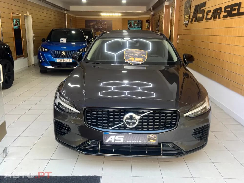 Volvo V60 2.0 T8 AWD TE Plus Dark