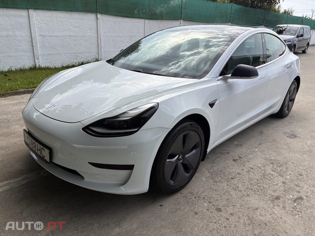 Tesla Model 3 Standard Range Plus RWD