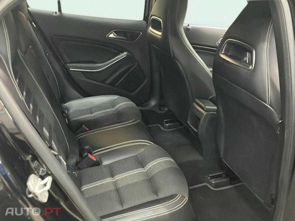 Mercedes-Benz GLA 180 (CDI) d Urban