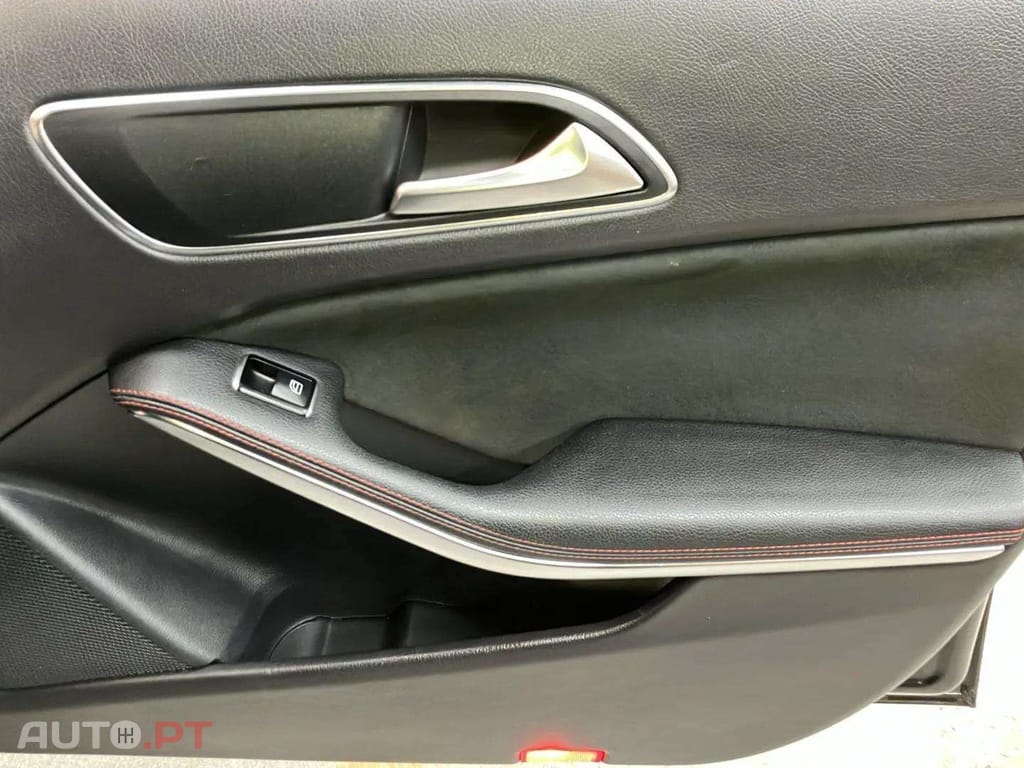 Mercedes-Benz A 45 AMG 4-Matic