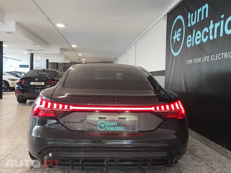 Audi E-Tron GT quattro