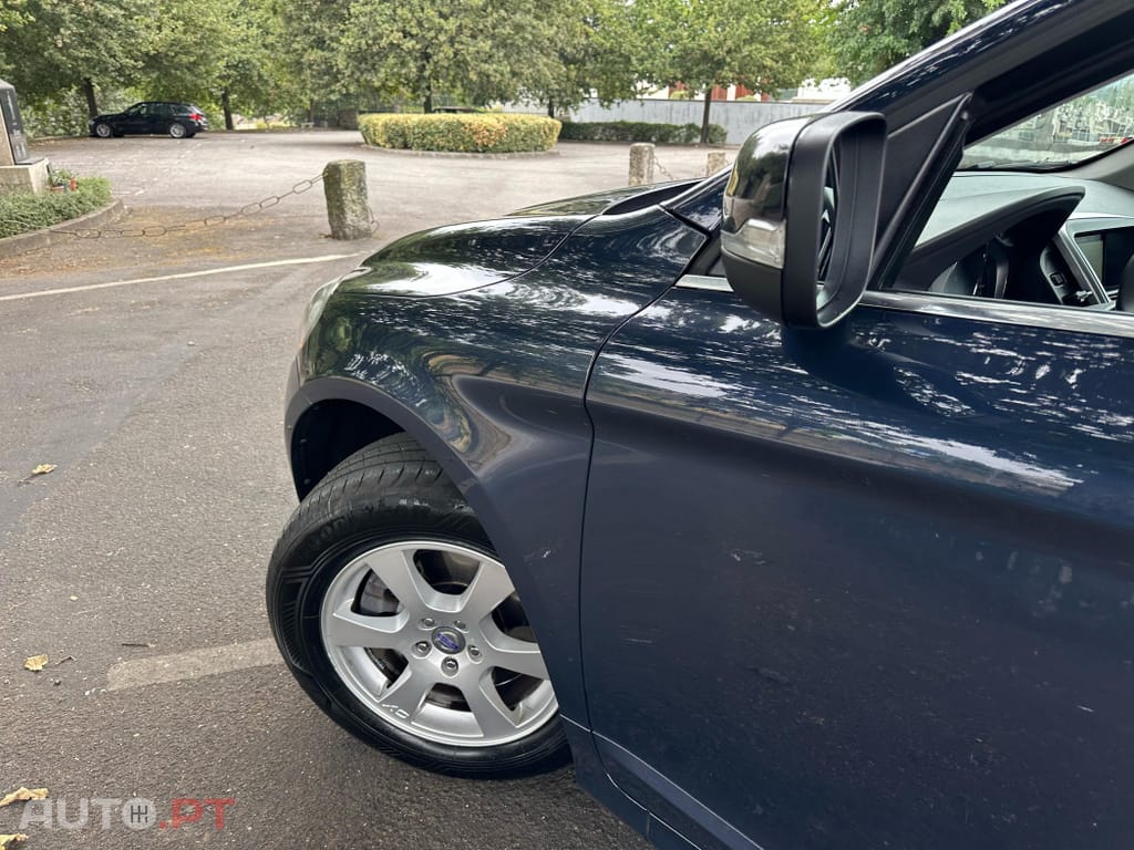 Volvo XC60 2.0 D4 Momentum Geartronic
