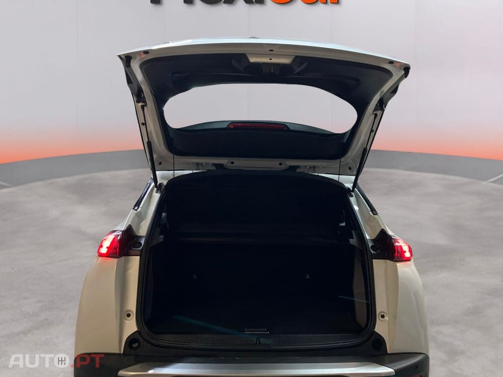 Peugeot 2008 1.2 PureTech Allure