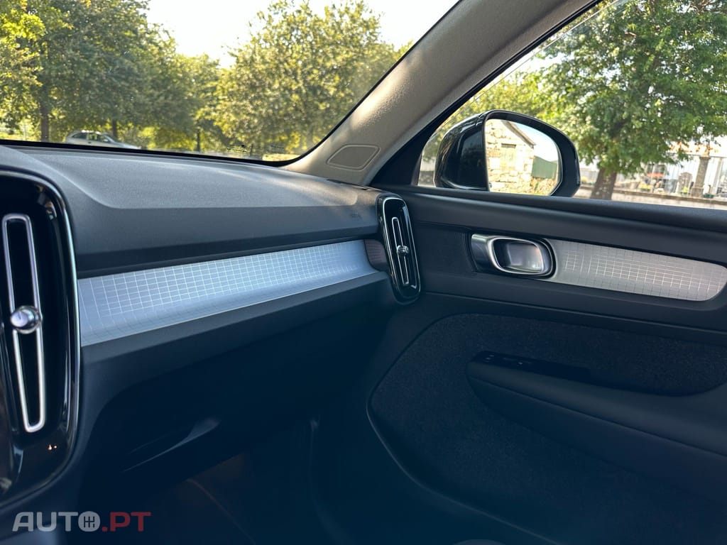 Volvo XC40 1.5 T4 PHEV Inscription Expression