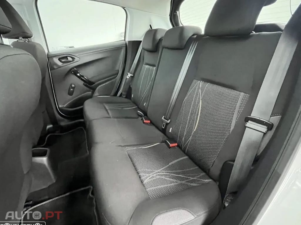 Peugeot 208 1.6 BlueHDi Active