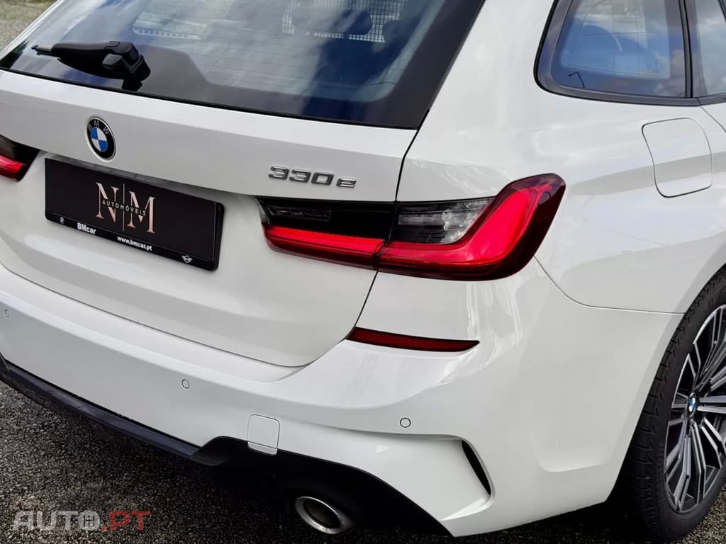 BMW 330 e Pack M Auto