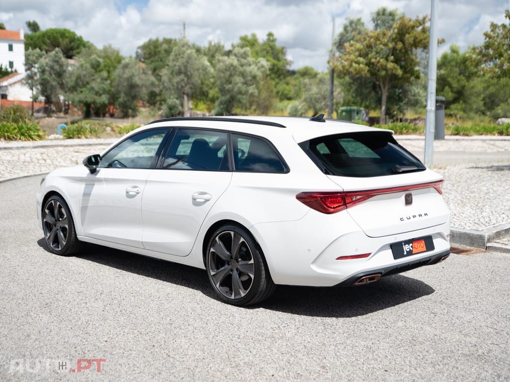 Cupra Leon ST 1.4 e-Hybrid MID DSG