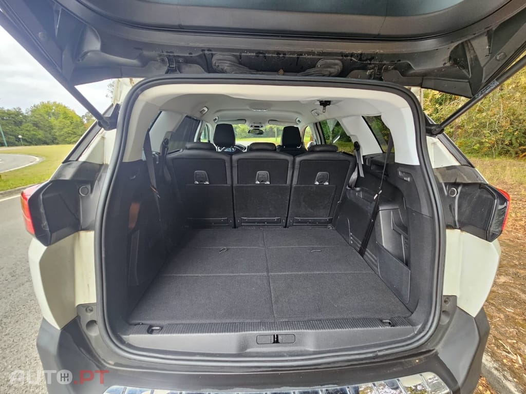 Peugeot 5008 1.5 BlueHDi Allure Pack EAT8