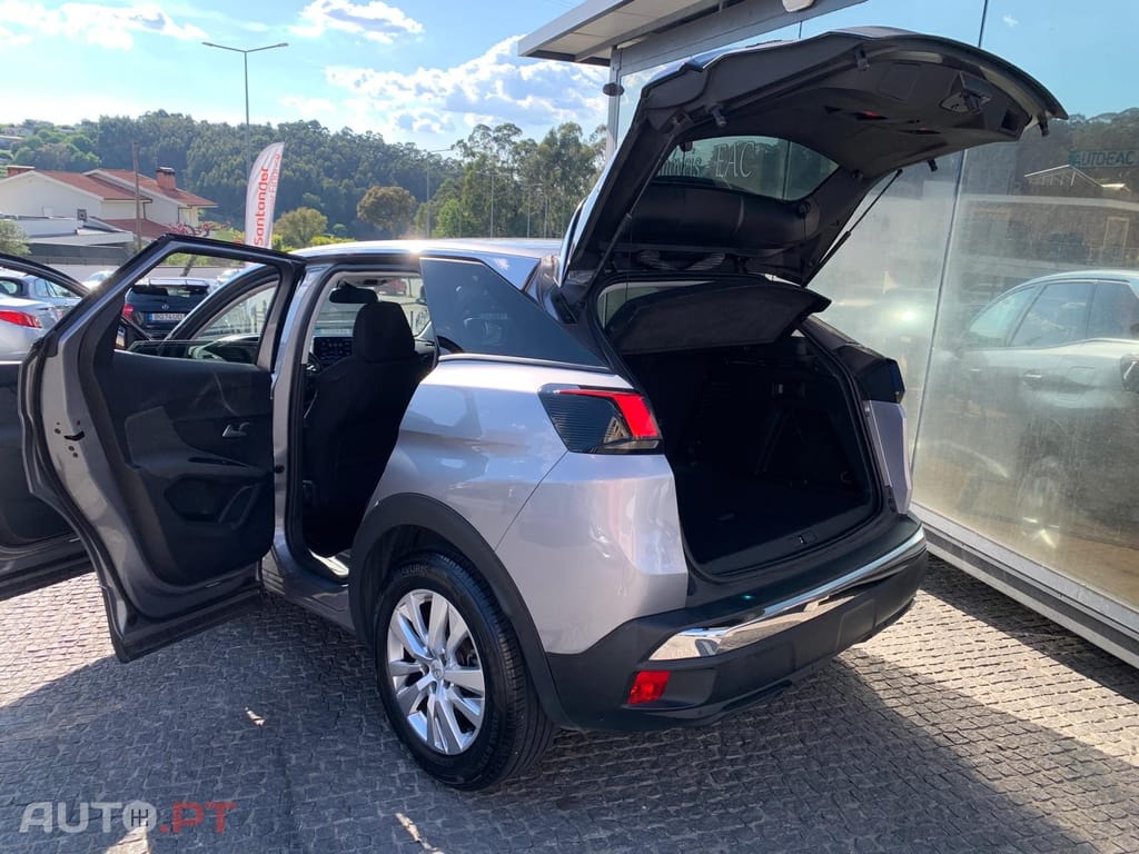 Peugeot 3008 1.5 BlueHDi Active