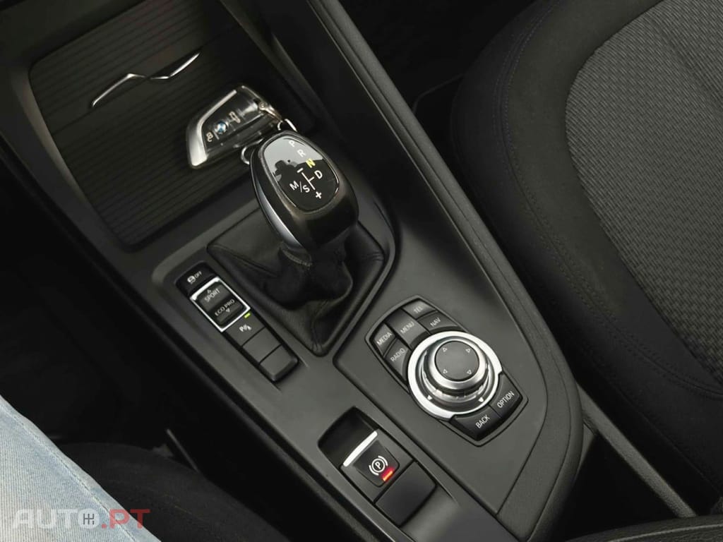 BMW X1 18 d sDrive Auto