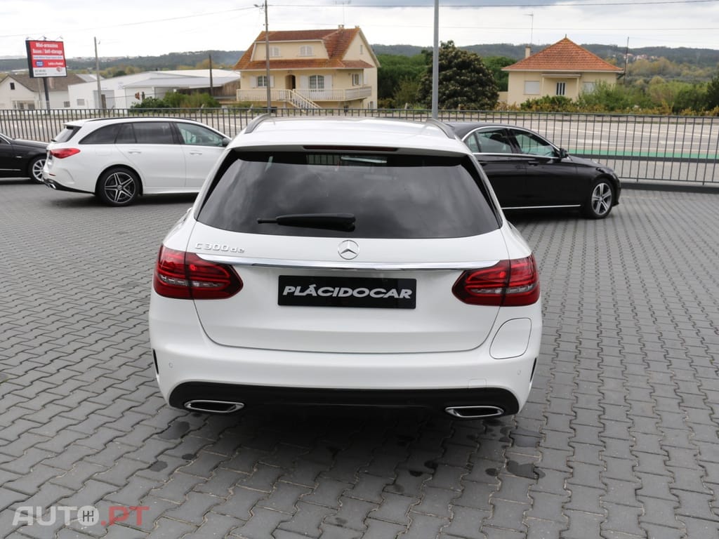 Mercedes-Benz C 300 de AMG Line — fotografia 6