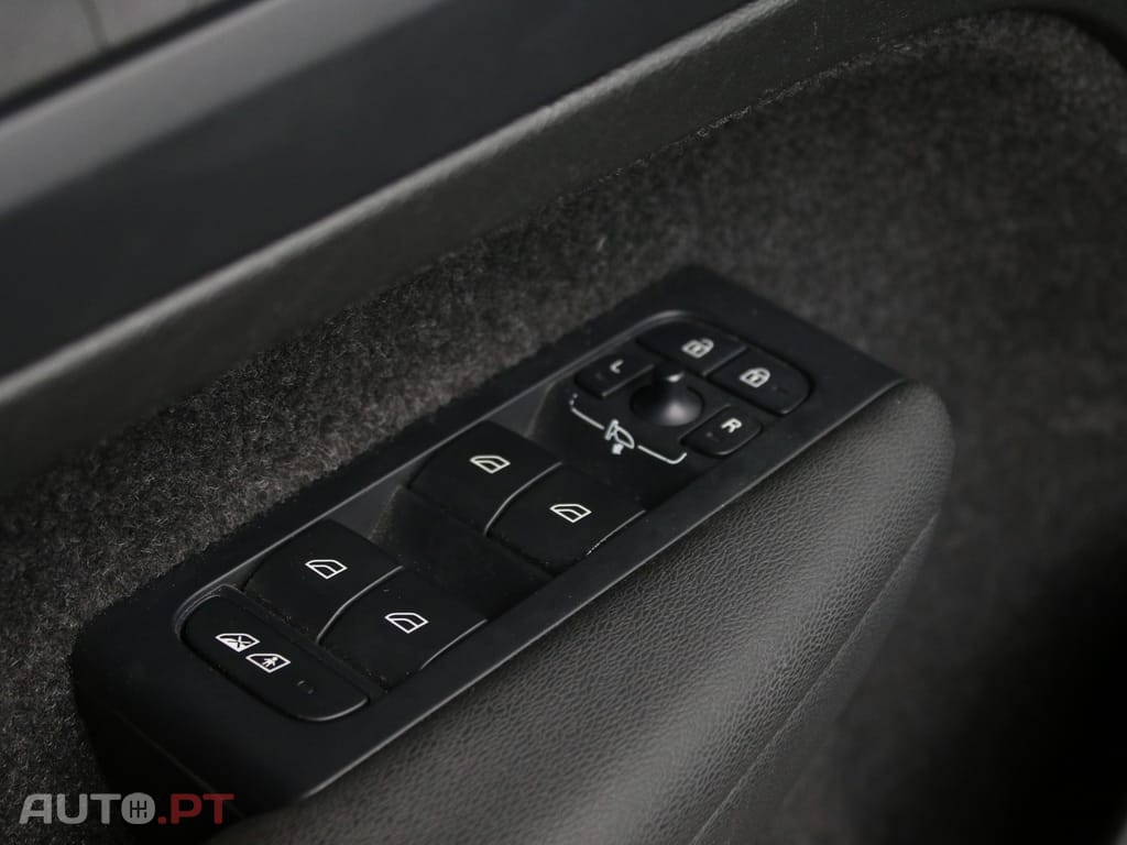 Volvo C40 Recharge Extended Range Core