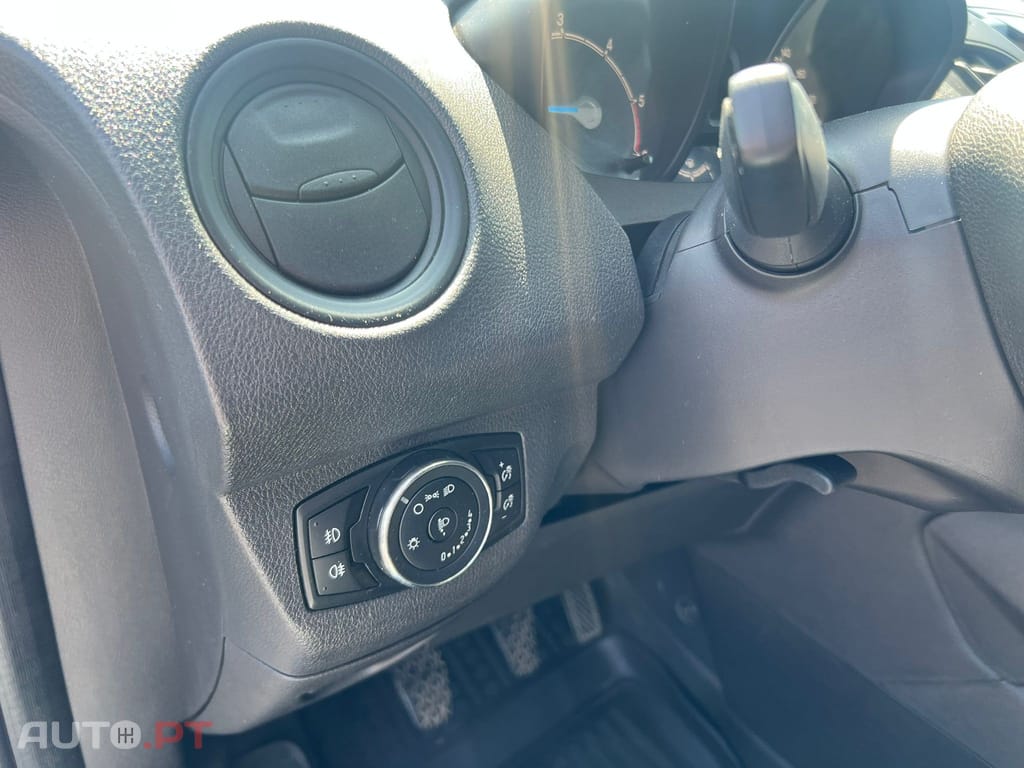 Ford Transit 1.5 TDCi Sport