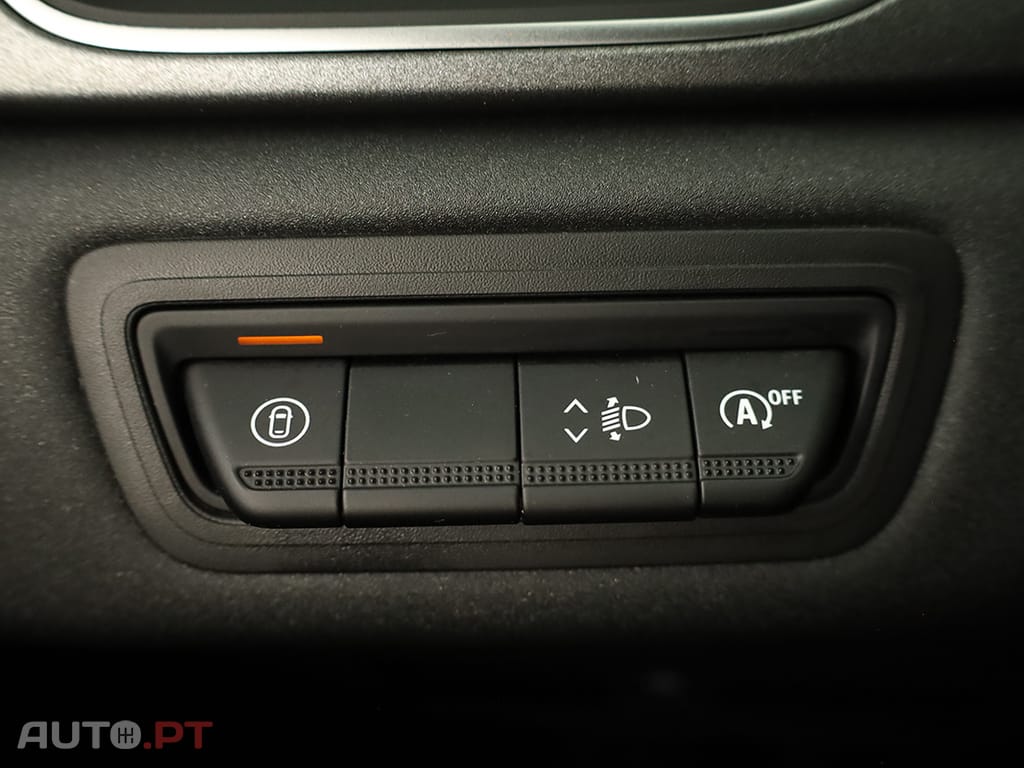 Renault Captur 1.0 TCe Techno Bi-Fuel