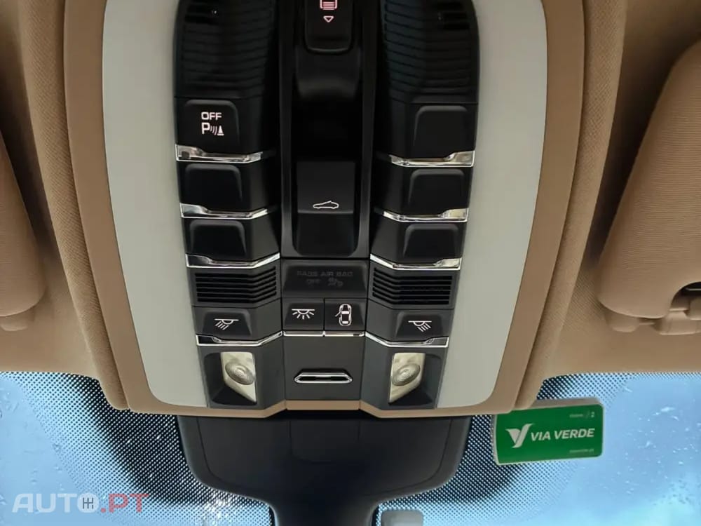 Porsche Cayenne II Platinium Edition