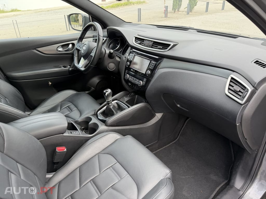 Nissan Qashqai 1.5 dCi N-Connecta