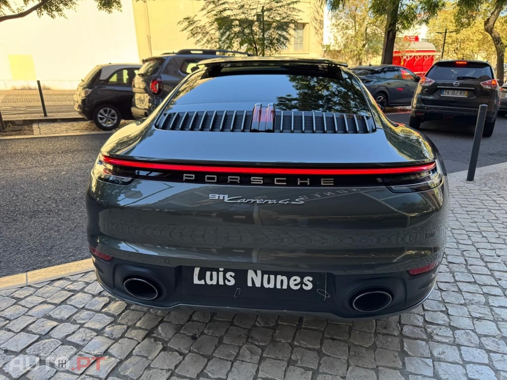 Porsche 911 Carrera 4S PDK