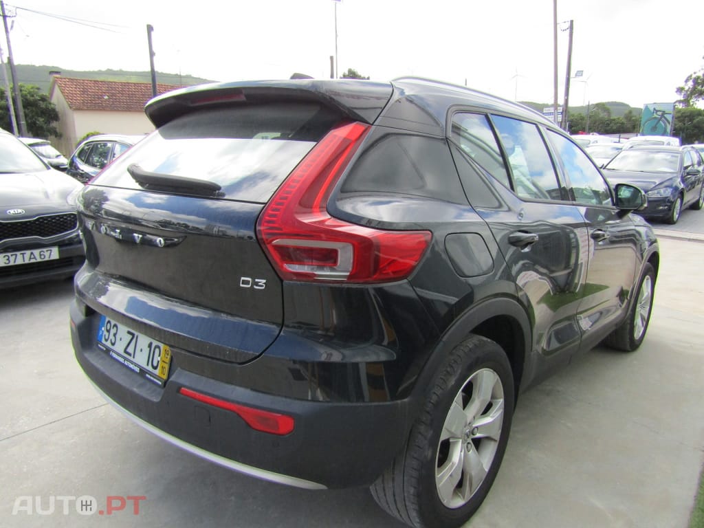 Volvo XC40 2.0 D3 Momentum