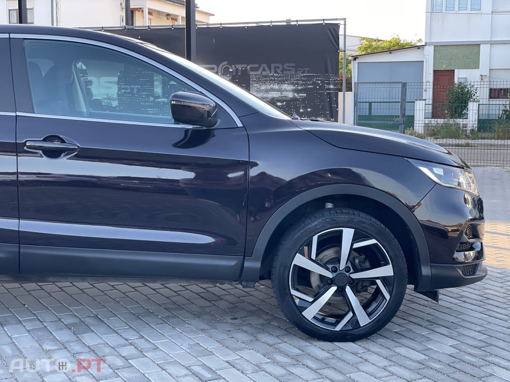 Nissan Qashqai 1.2 DIG-T ACENTA