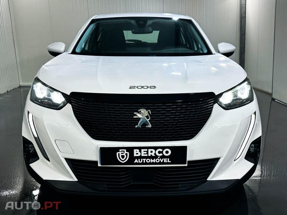 Peugeot 2008 1.2 PureTech Allure EAT8