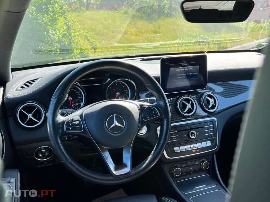 Mercedes-Benz CLA 200 d Shooting Brake AMG Line Aut.