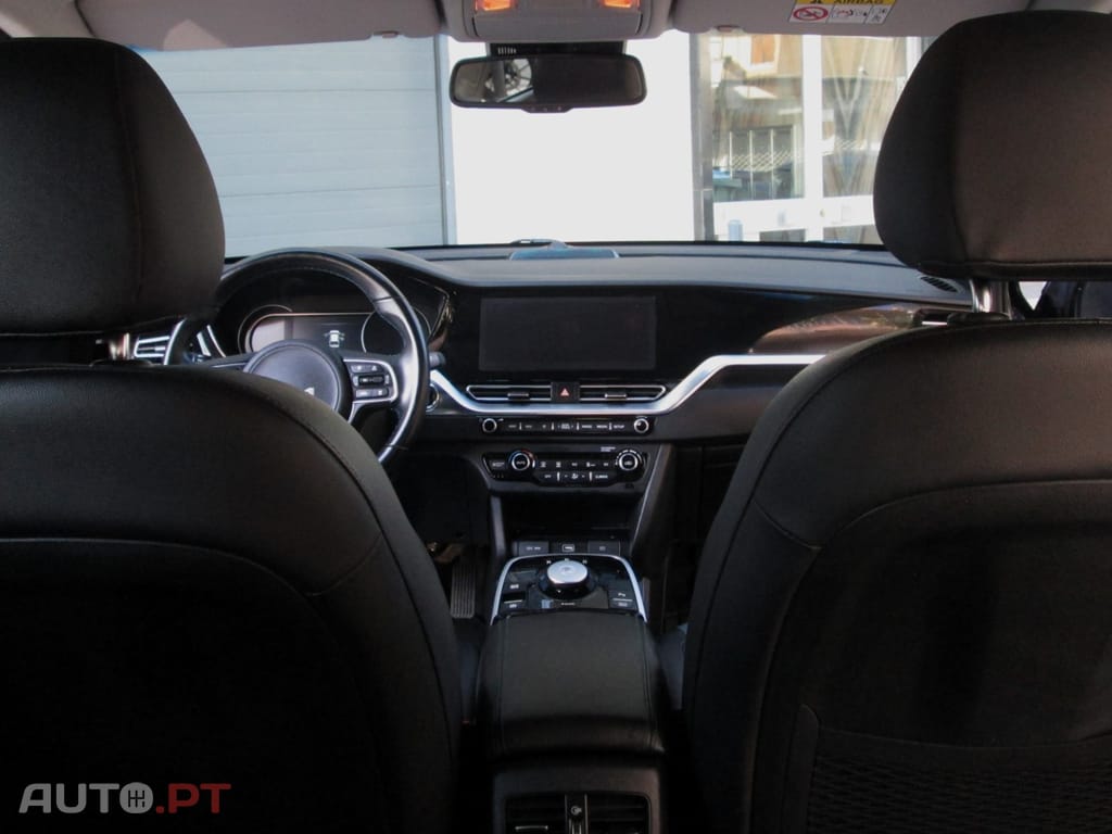 Kia Niro 39.2kWh Move 39