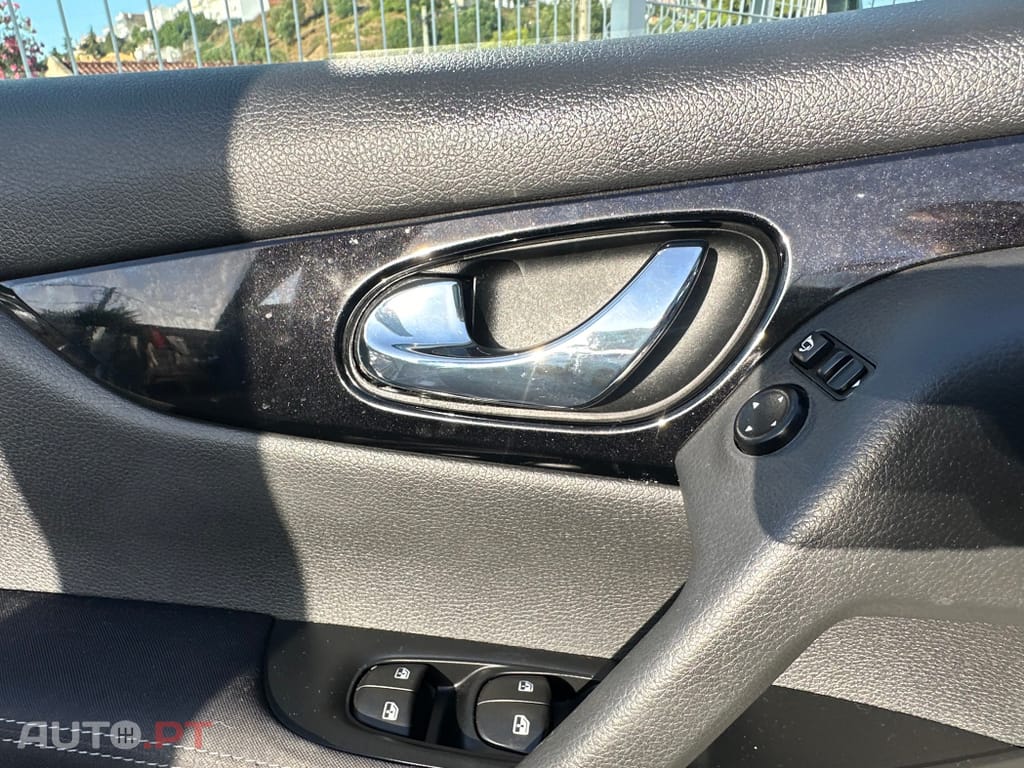 Nissan Qashqai 1.5 dCi N-Connecta Roda Suplente