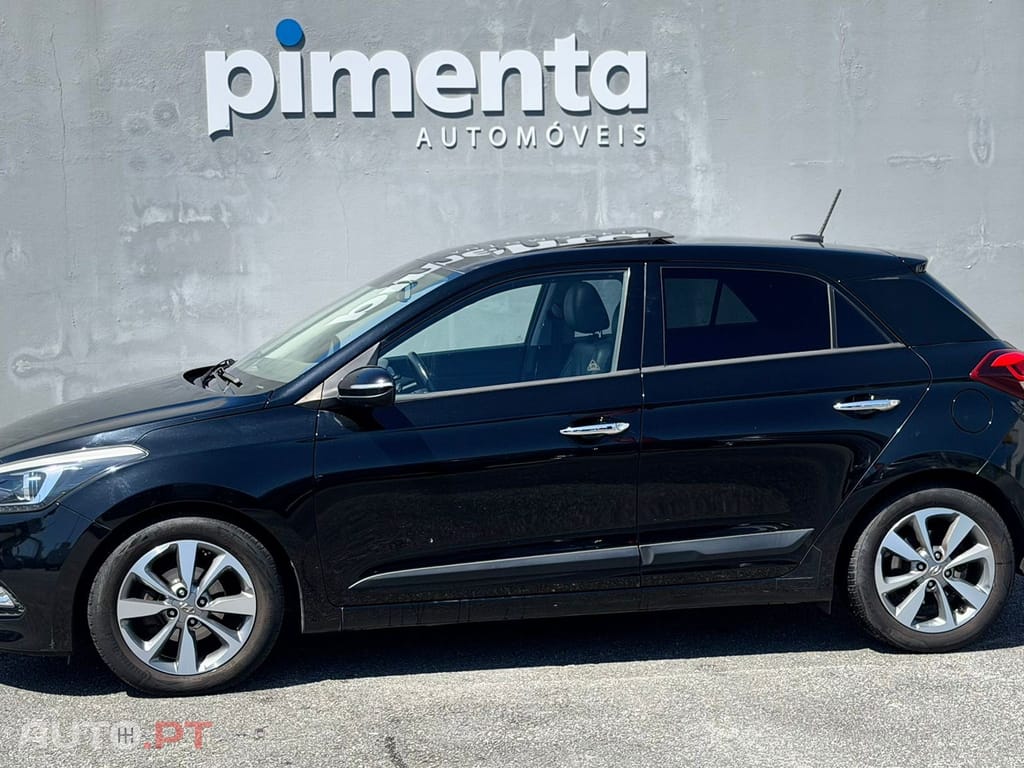 Hyundai i20 1.4 Comfort+Pack Look+JLL16 AT