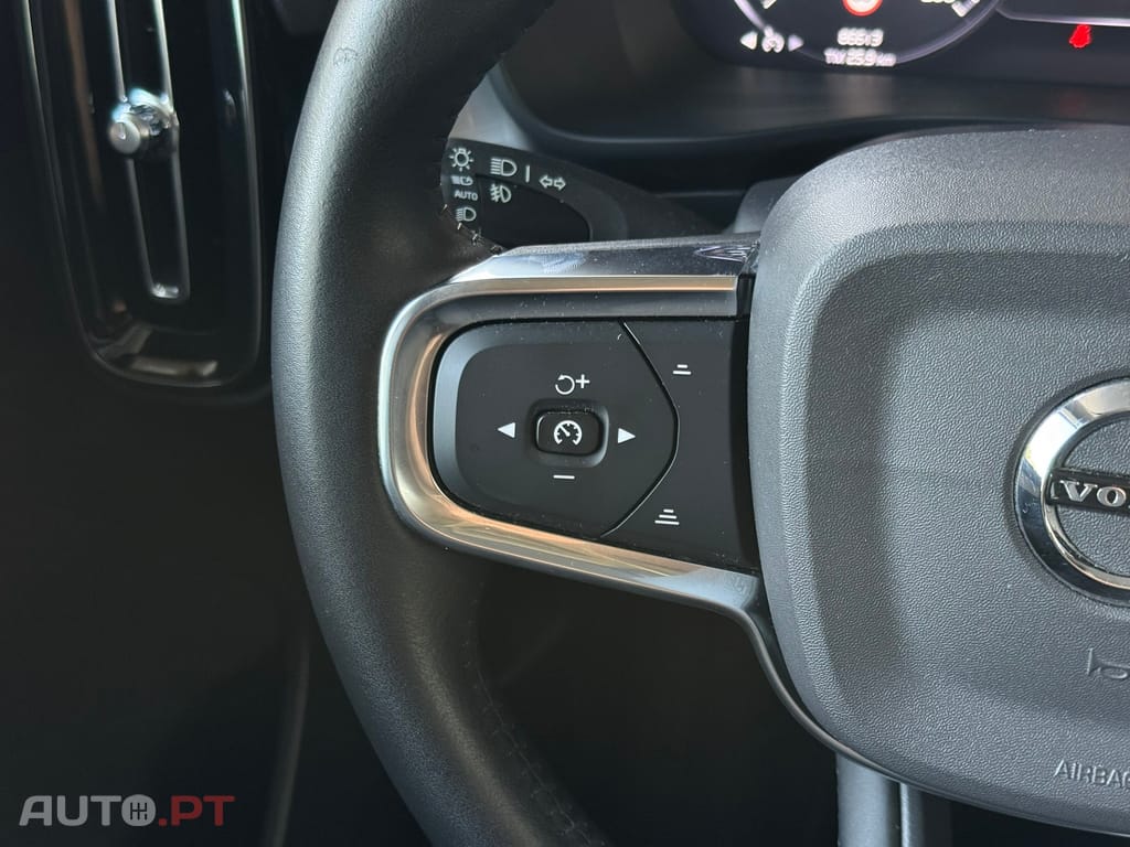 Volvo XC40 1.5 T5 PHEV Inscription Expression