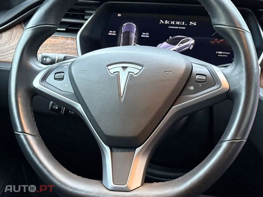 Tesla Model S Standard Range