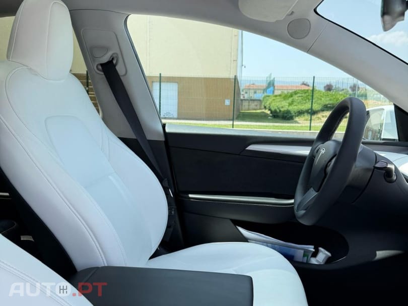 Tesla Model Y Tração Traseira