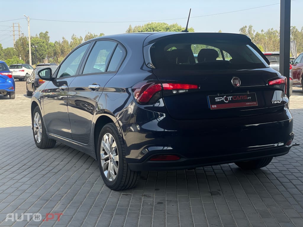 Fiat Tipo 1.3 M-Jet Lounge