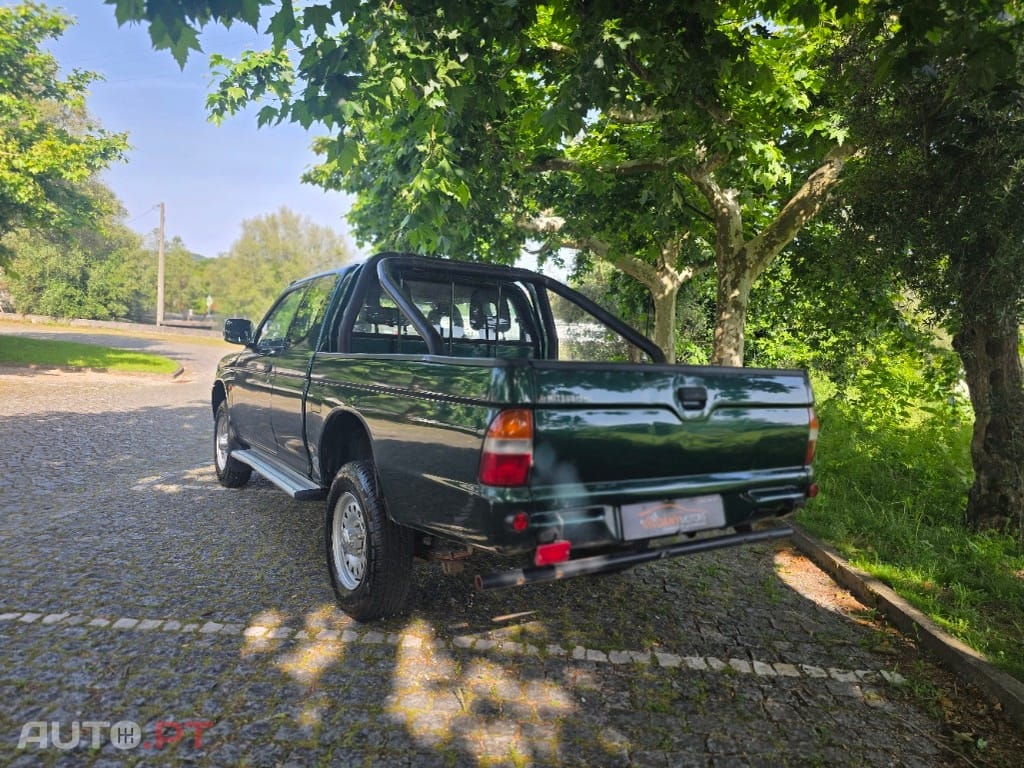 Mitsubishi L200 2.5 TD Club