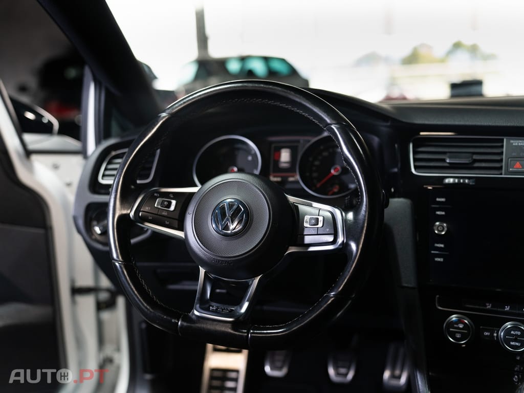 Volkswagen Golf 2.0 TDi GTD