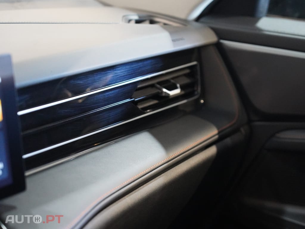 MG HS 1.5 T-GDI Plug In Hybrid Luxury