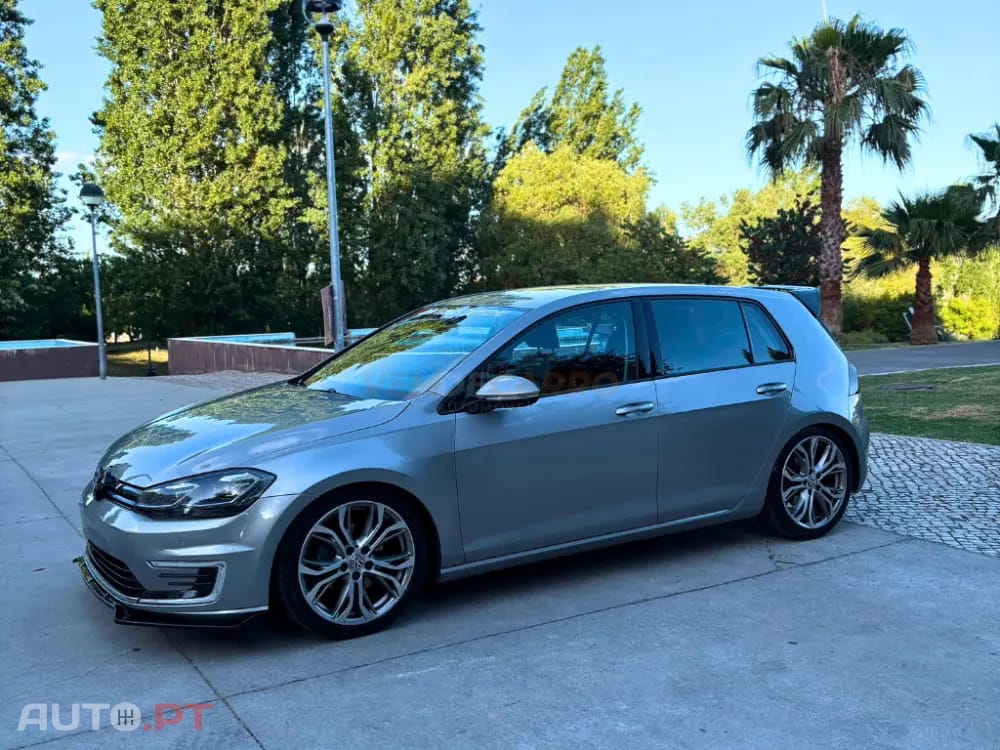 Volkswagen e-Golf AC/DC