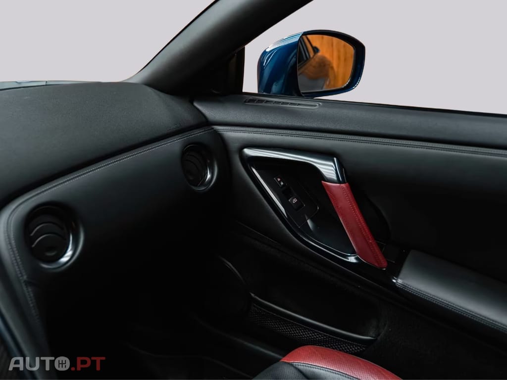 Nissan GT-R Black Edition