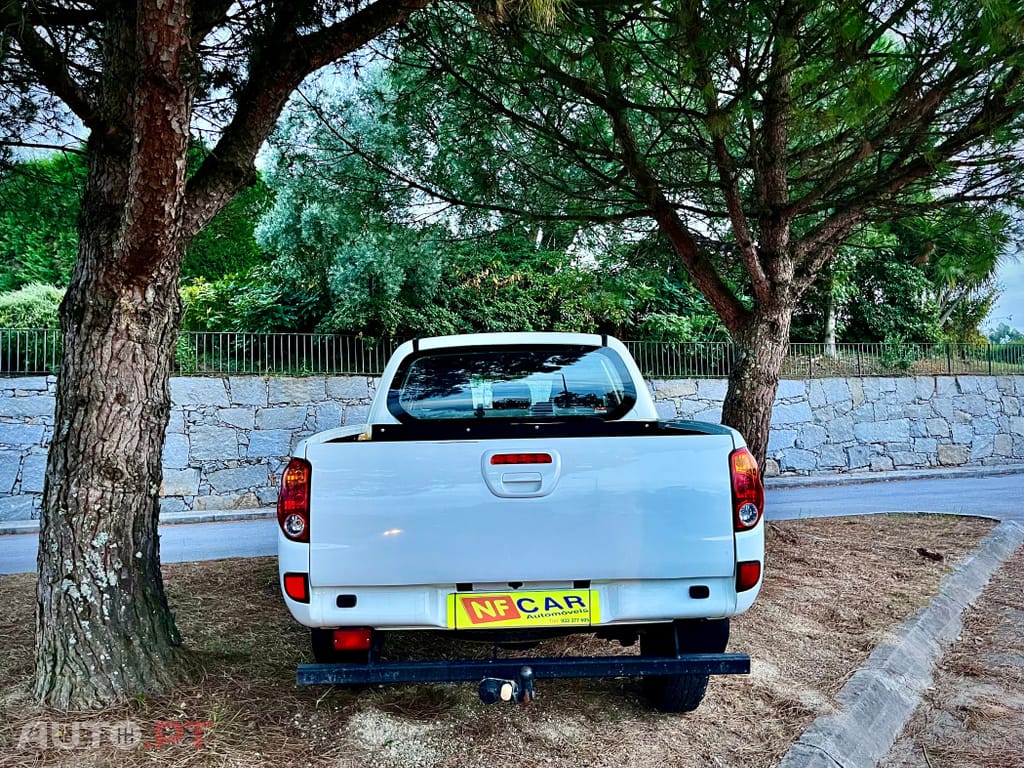 Mitsubishi L200 DI-D  4x4