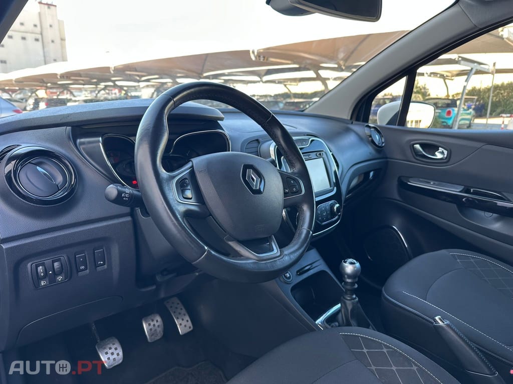 Renault Captur ENERGY TCe 120 LIMITED