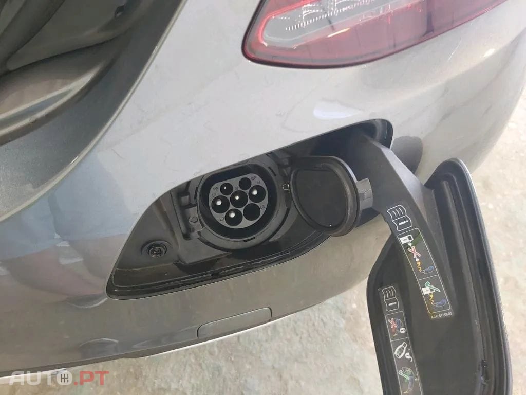 Mercedes-Benz C 300 de AMG Line