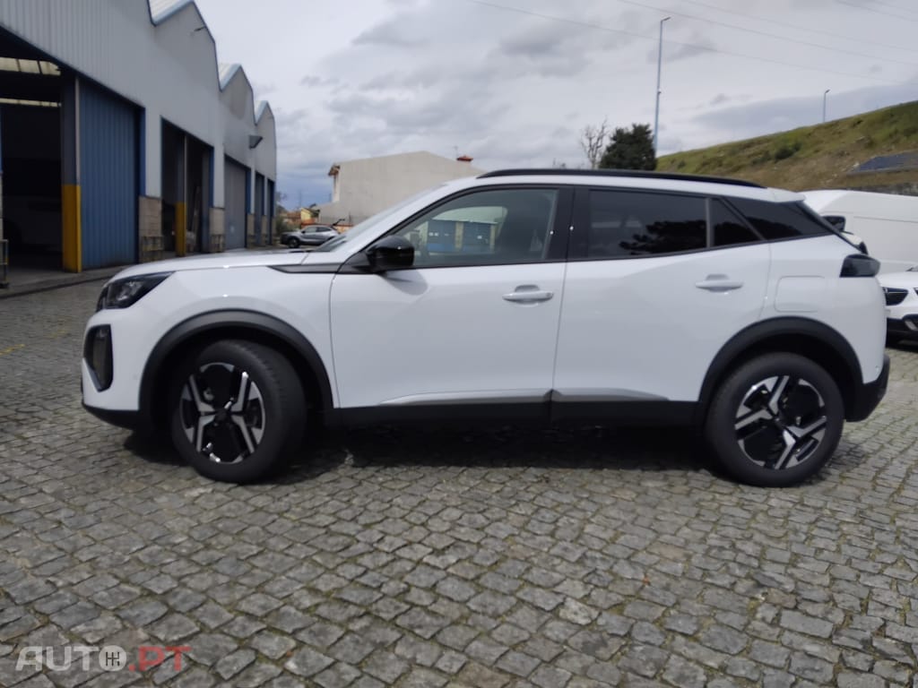 Peugeot 2008 1.2 PureTech Allure Pack