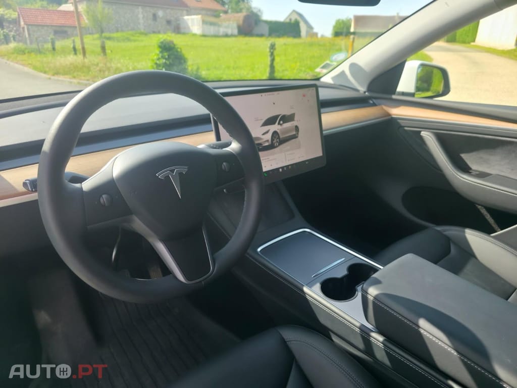 Tesla Model Y Tração Traseira