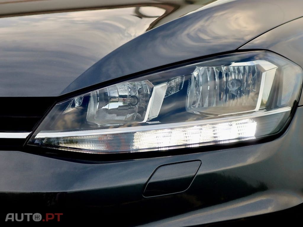 Volkswagen Golf 1.0 TSI Confortline