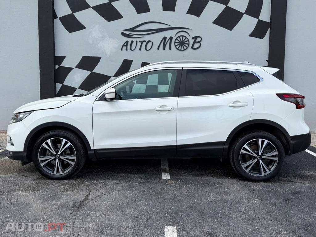 Nissan Qashqai 1.3 DIG-T N-Connecta DCT