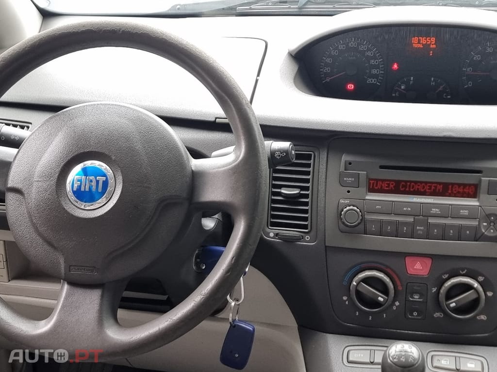 Fiat Idea 1.2 16V Active