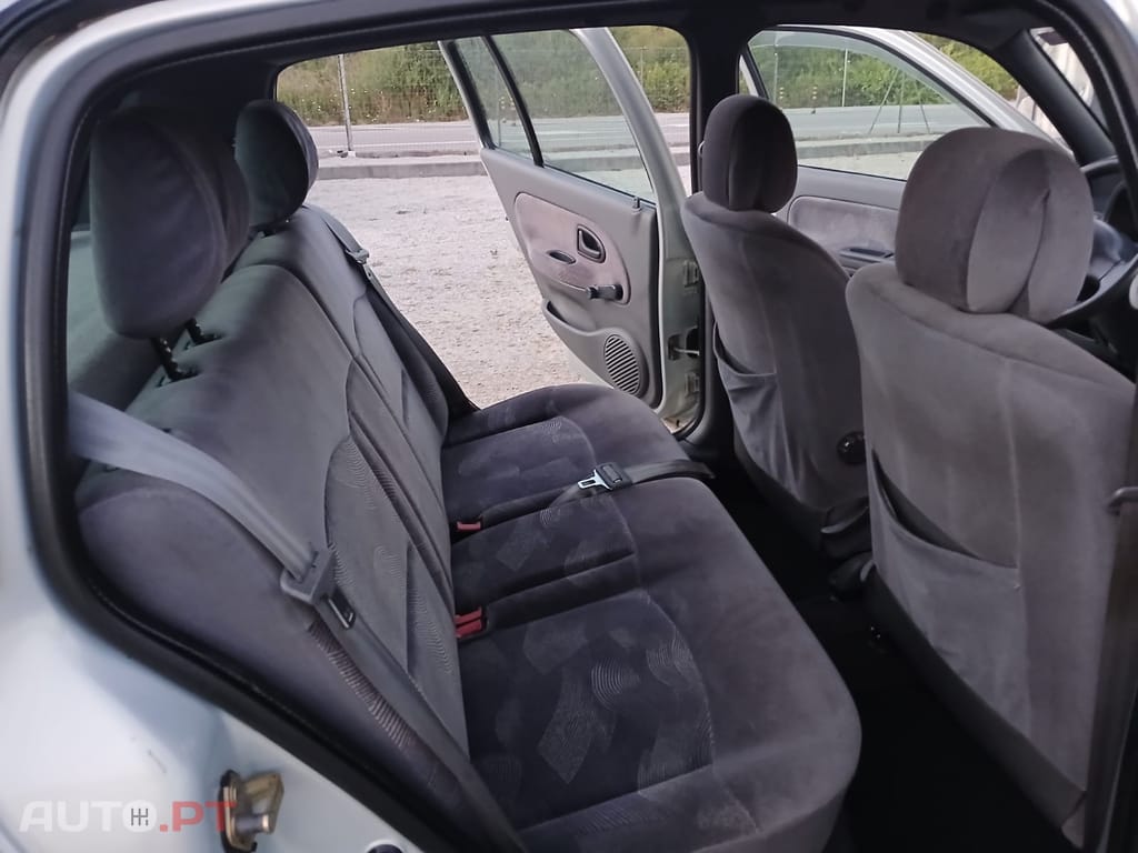 Renault Clio 1.9D