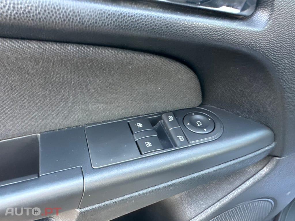 Opel Astra GTC 1.3 CDTi