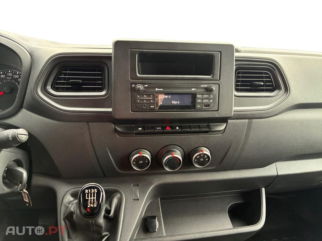 Renault Master 2.3 dCi L2H2 3.3T