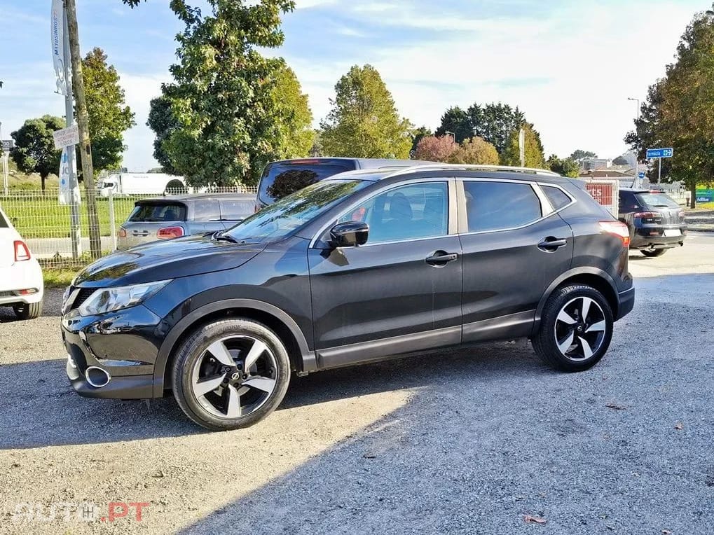 Nissan Qashqai 1.5 dCi N-Connecta RS+PS