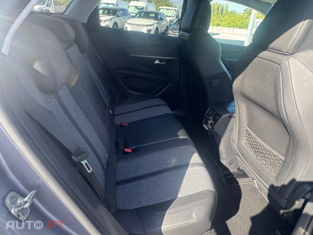 Peugeot 3008 1.6 BlueHDi Allure